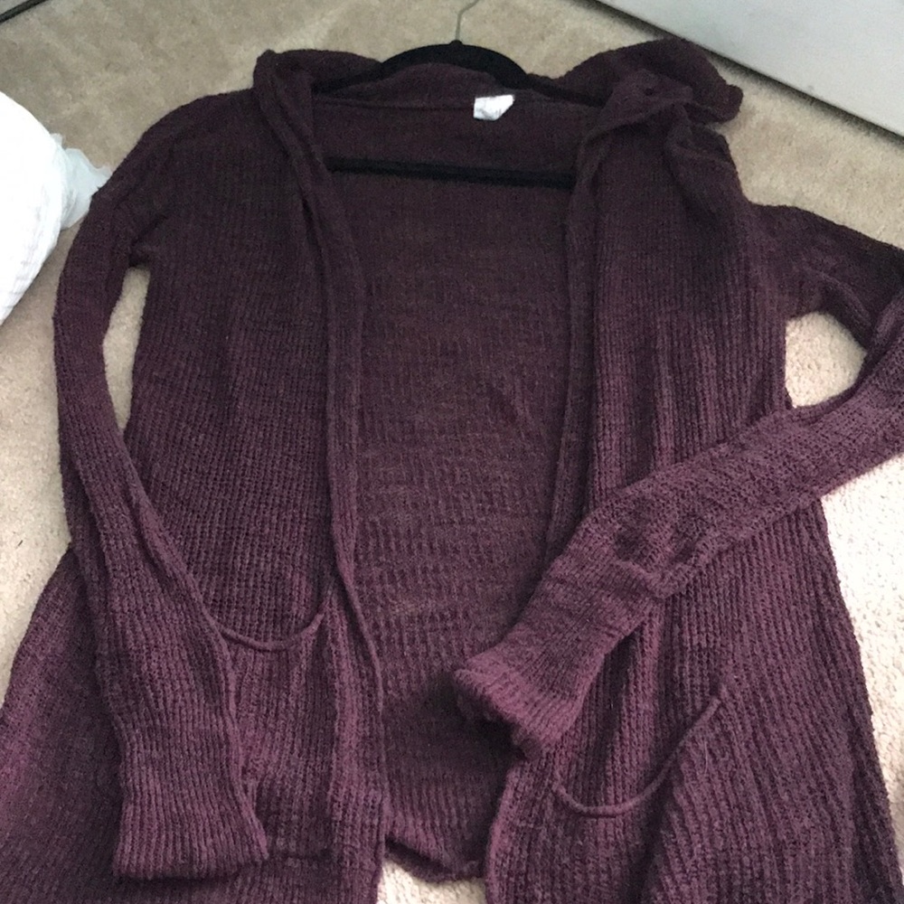 Hooded maroon cardigan